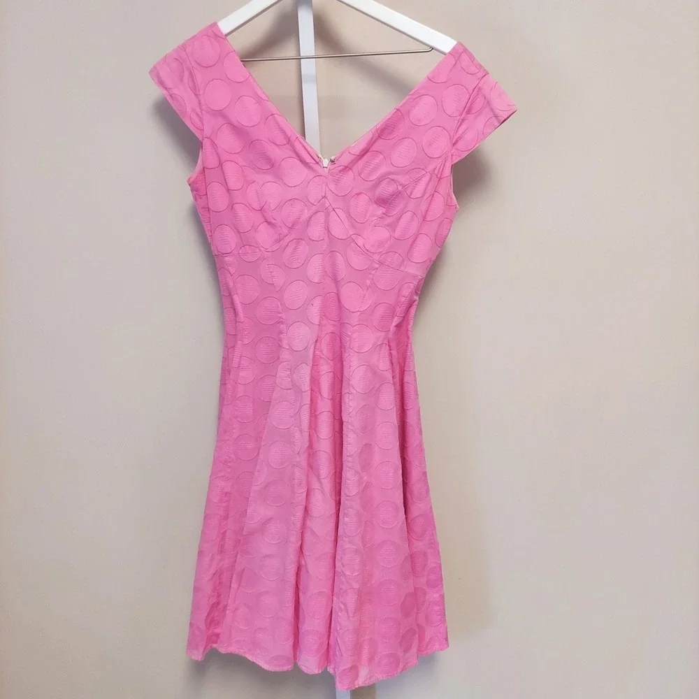 Calvin Klein Pink Circle Jacquard V-Neck Fit and Flare Dress Size 6 - Picture 1 of 9